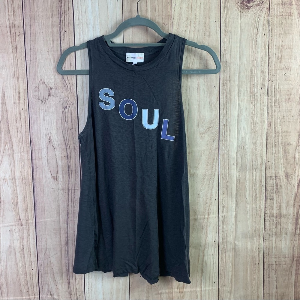 Soulcycle X Sundry Tank Size Medium
Back seam has been cut as seen in pictures. - Picture 1 of 6